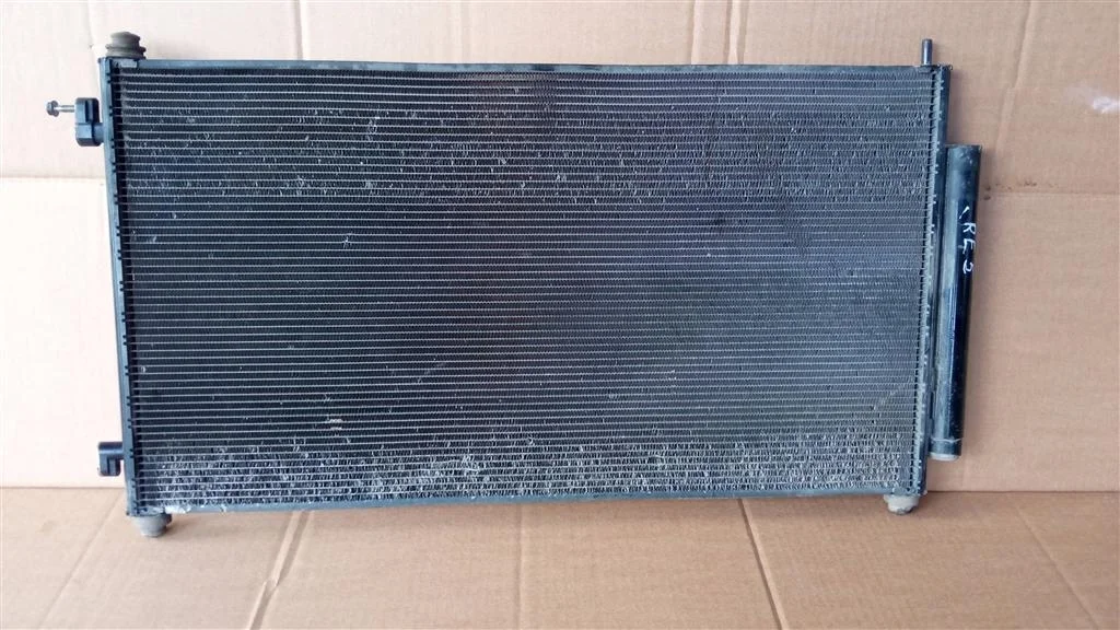 Б.у. радиатор кондиционера HONDA CR-V RE HONDA CR-V RE