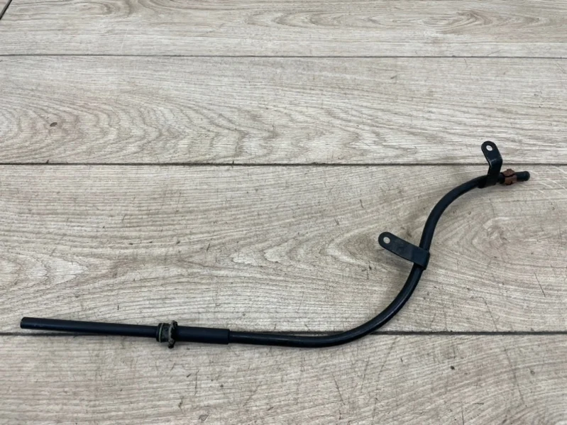 Трубка масляного щупа VW Touareg 2003-2007 7L