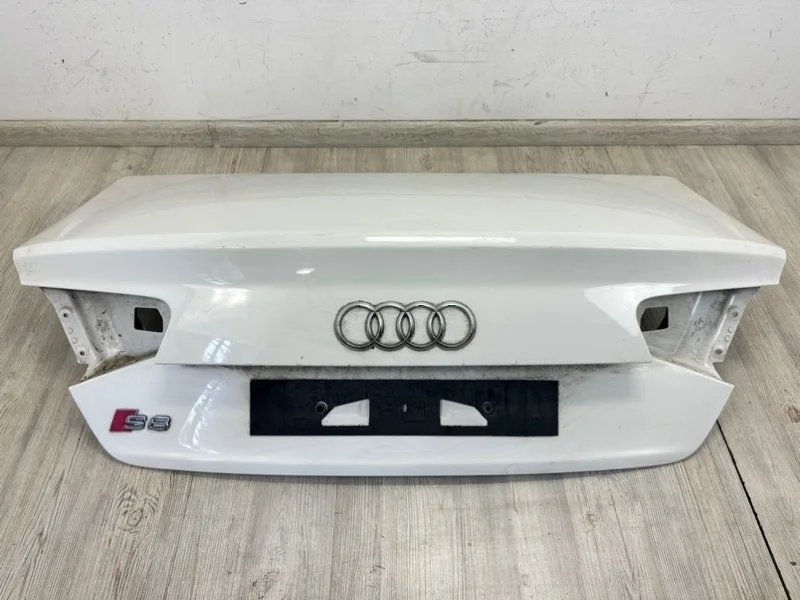 Крышка багажника Audi A8 2011-2014 D4