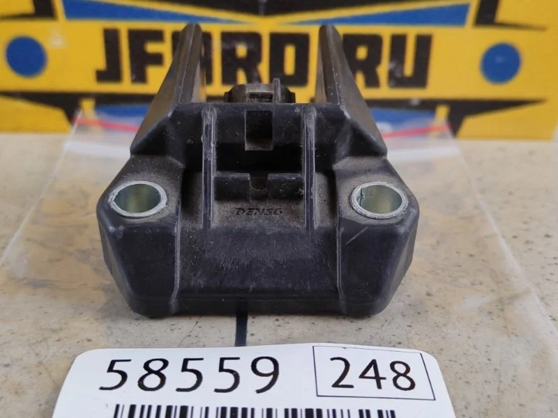 Датчик srs Toyota Land Cruiser Prado 2020 J150