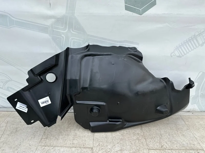 Подкрылок передний правый задняя часть Mercedes-benz W213