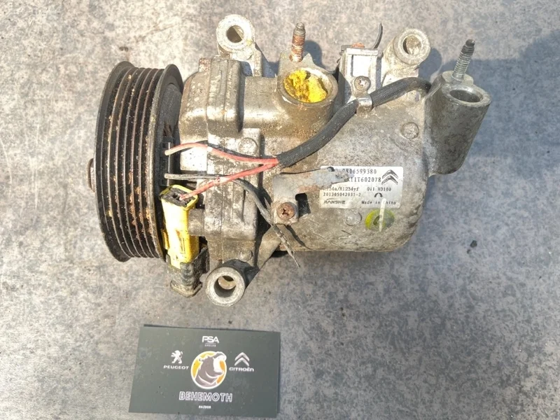 Компрессор кондиционера Peugeot 301 9806599380 1.6