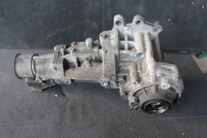 Б.у. раздаточная коробка MITSUBISHI OUTLANDER XL CW5W MITSUBISHI OUTLANDER XL CW5W