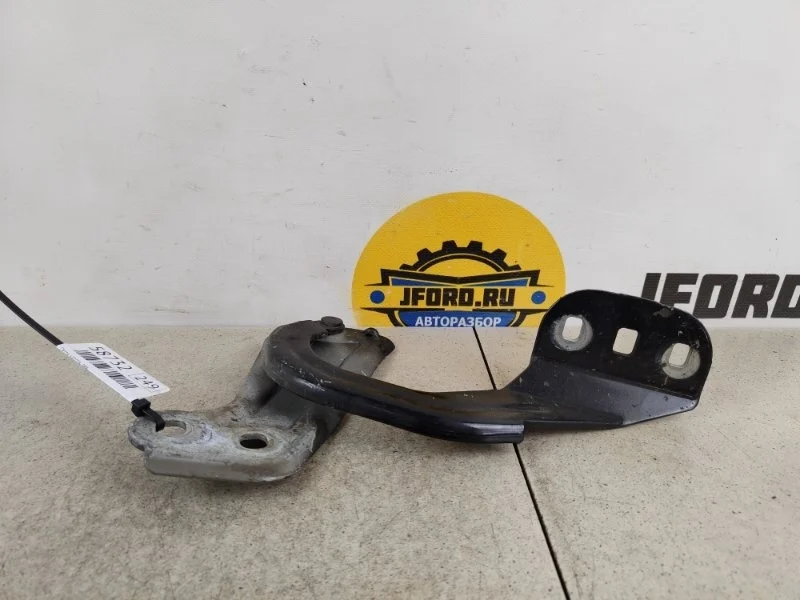 Петля капота Ford Focus 3 2013 CB8