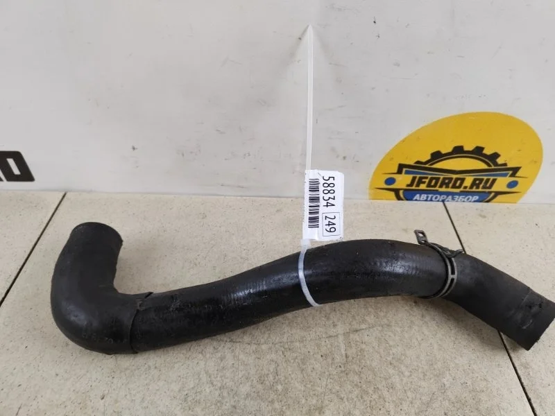 Патрубок охлаждения радиатора Ford Focus 3 2013 CB8
