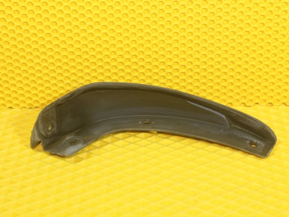 Брызговик KIA CEED 2010 868311H000 G4FC, передний левый