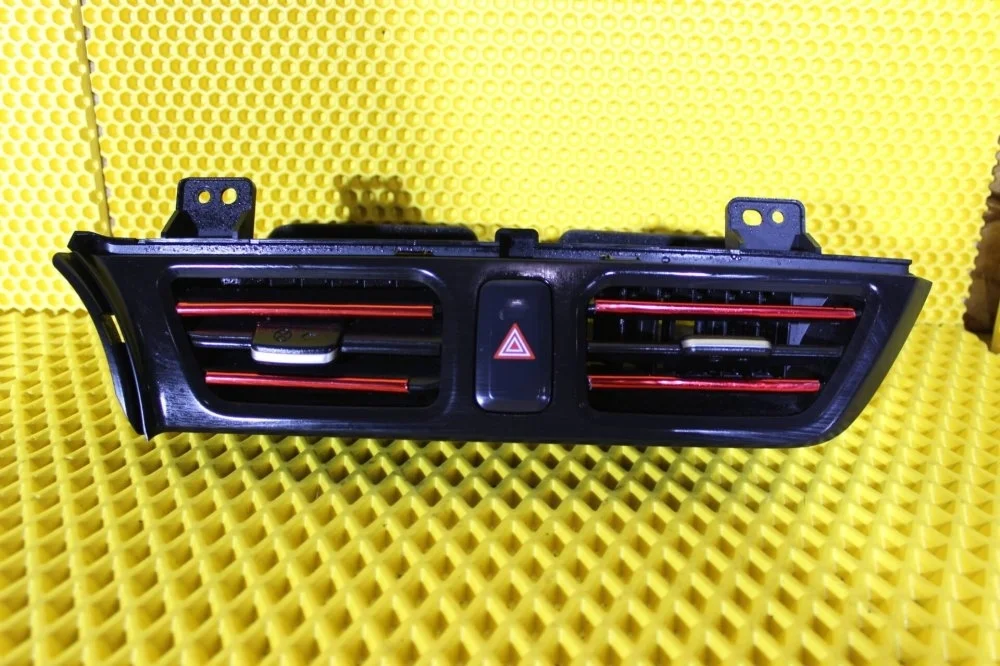 Дефлектор салона центральный KIA Rio 974104X000WK