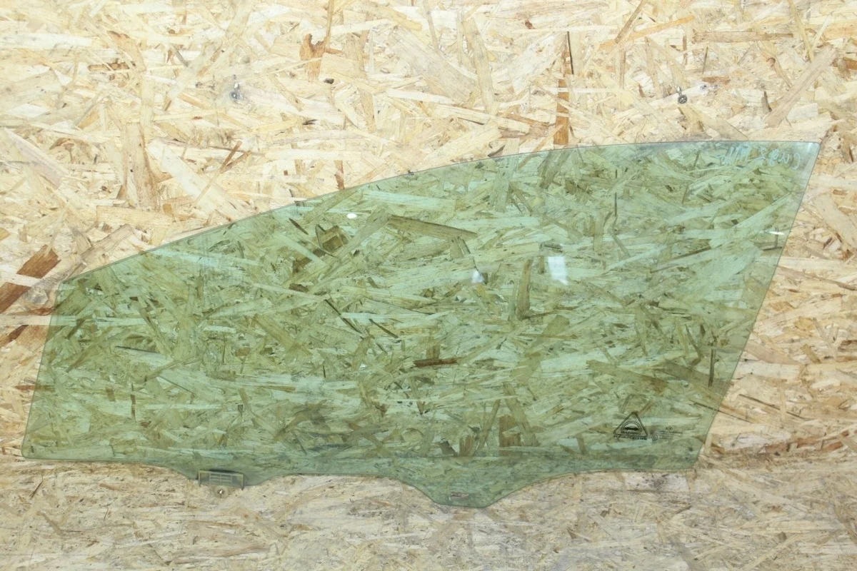 Стекло двери KIA CEED 2012—2015 82410A2010 1.6 MT, переднее левое