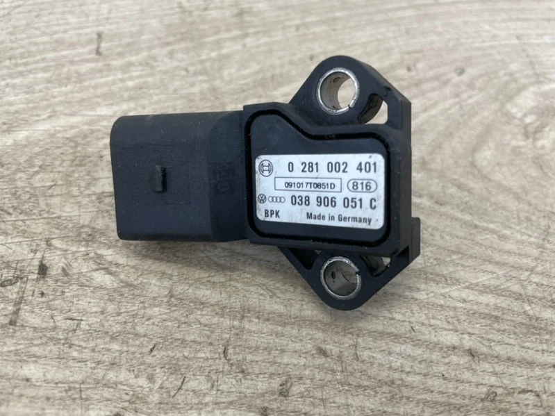 Датчик давления наддува VW Touareg 2 2010-2018 7P