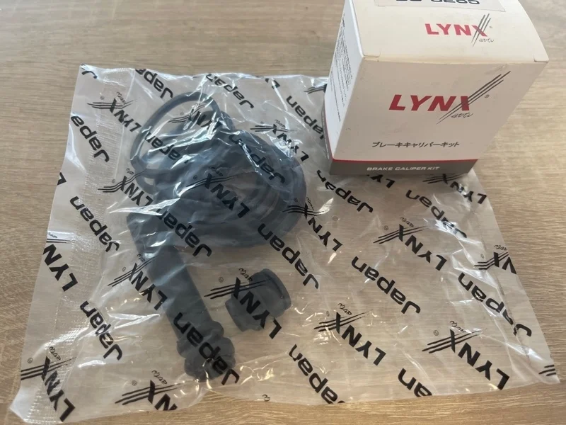 РЕМКОМПЛЕКТ СУППОРТА ТОРМОЗНОГО Mitsubishi Pajero 3 2000 2001 2002 2003 2004 2005 2006 2007 2008 2009 2010 2011 2012 2013 2014 2015 2016 2017 2018 2019 2020 BC0285, передний