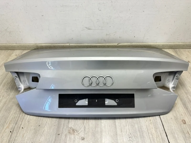Крышка багажника Audi A8 2011-2014 D4
