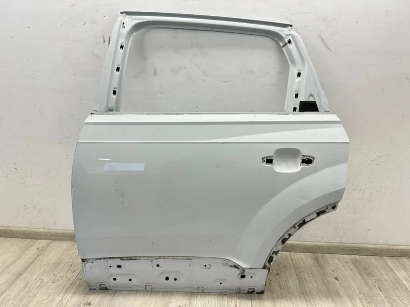 Дверь Audi Q7 2015- 4M