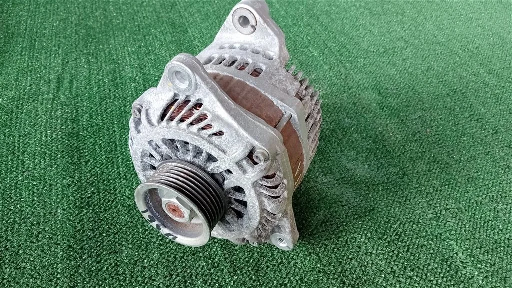 Б.у. генератор NISSAN SKYLINE V36 NISSAN SKYLINE V36