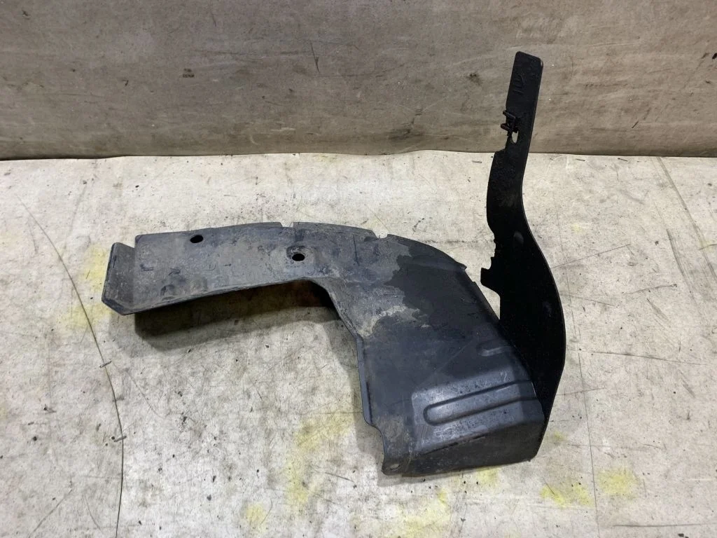 Локер задний правый Nissan Pathfinder R51