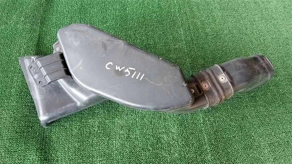 Б.у. воздухозаборник MITSUBISHI OUTLANDER XL CW5W MITSUBISHI OUTLANDER XL CW5W