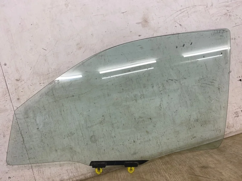 СТЕКЛО ДВЕРИ ПЕРЕДНЕЙ MITSUBISHI OUTLANDER 1 2003 2004 2005 2006 2007 2008 MR978105 CU 4G63, переднее левое