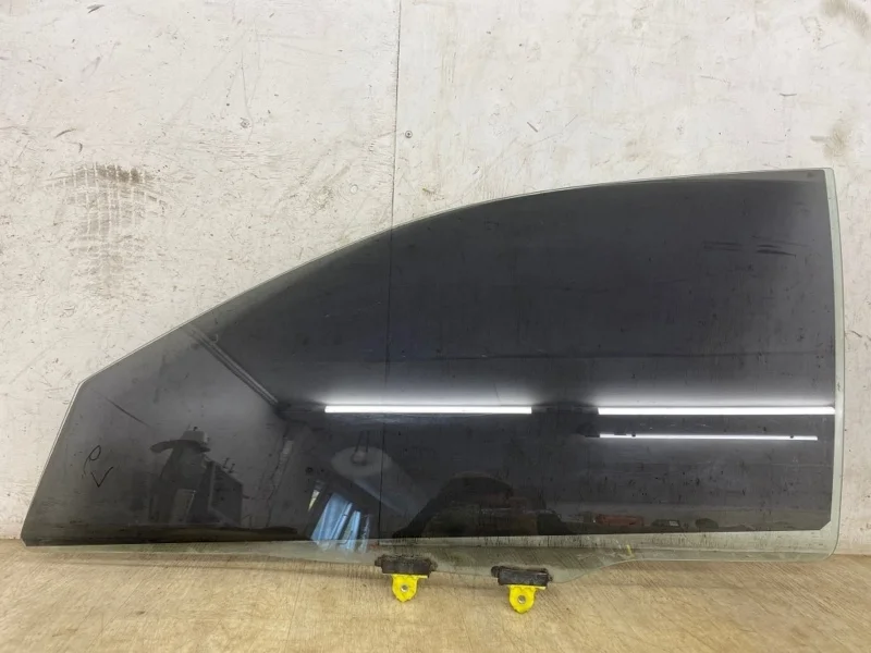 СТЕКЛО ДВЕРИ ПЕРЕДНЕЙ MITSUBISHI LANCER 9 2000 2001 2002 2003 2004 2005 2006 2007 2008 2009 2010 2011 MR525731 CS1A 4G13, переднее левое