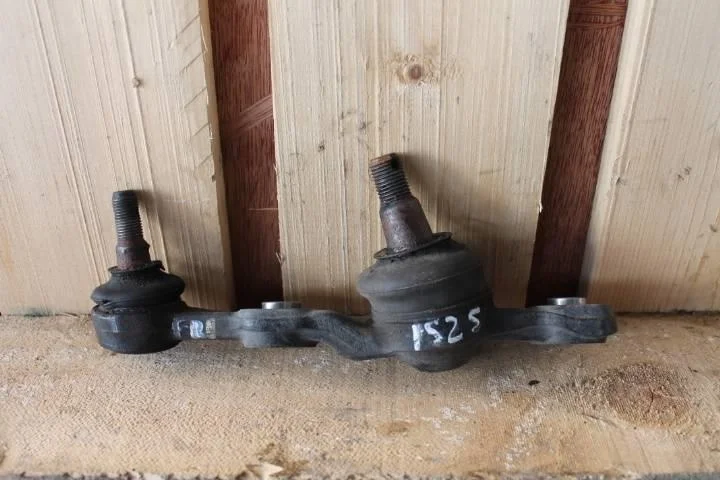 Б.у. шаровая опора LEXUS IS250 GSE20 LEXUS IS250 GSE20