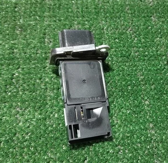 Б.у. датчик расхода воздуха/ дмрв NISSAN SKYLINE V36 NISSAN SKYLINE V36