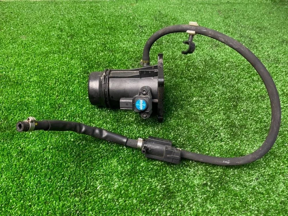 Соединительный патрубок Mercedes-Benz E250 CGI W212