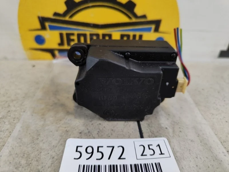 Моторчик заслонок печки Volvo XC90 2010 C_71