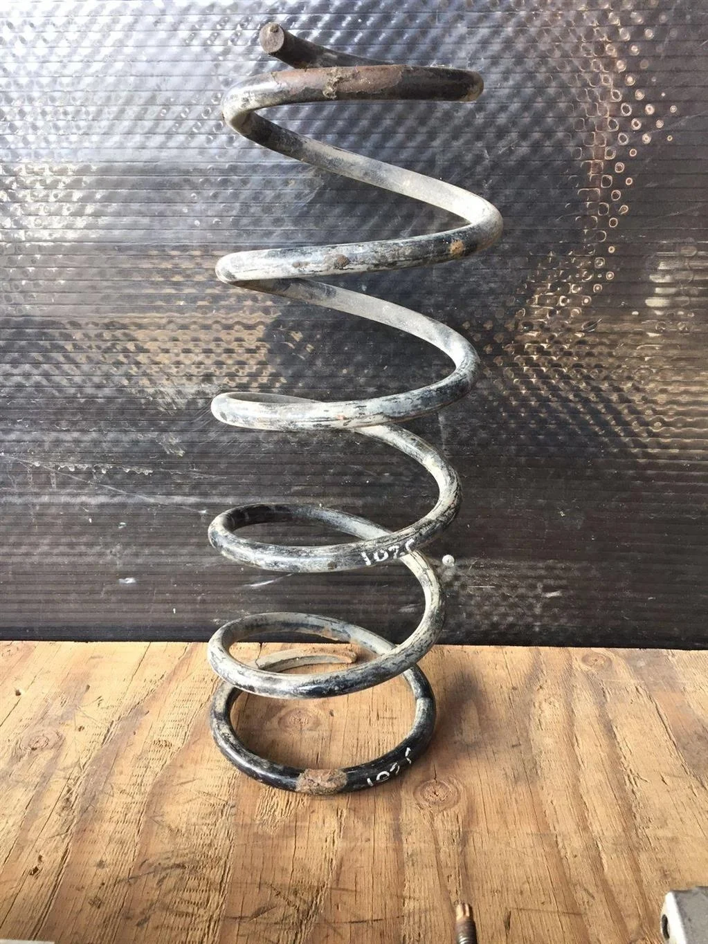 Б.у. пружина TOYOTA LAND CRUISER J200 TOYOTA LAND CRUISER J200