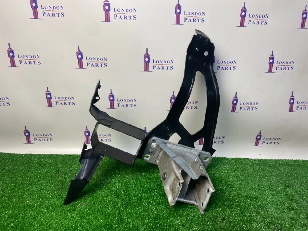 Кронштейн крепления фары BMW E60