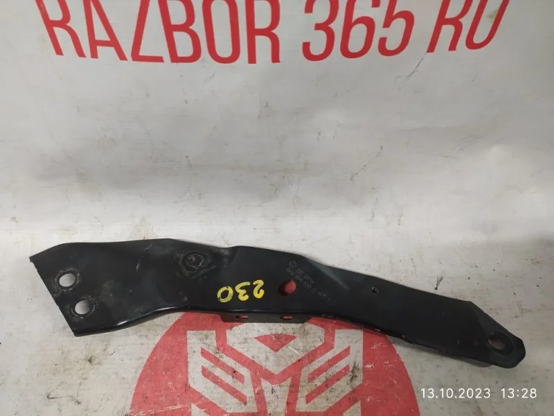 Крепление фары Volkswagen Golf 2010 5K1