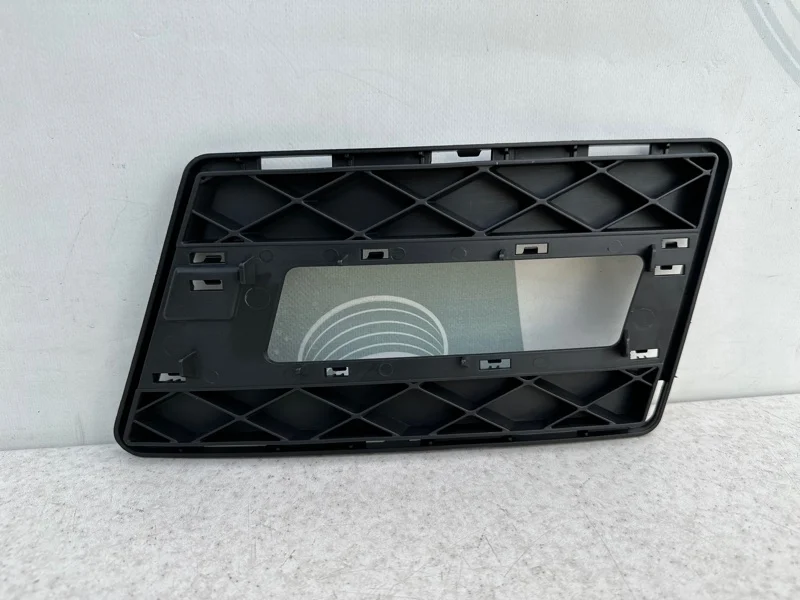 Решетка переднего бампера левая Mercedes-benz GLK X204