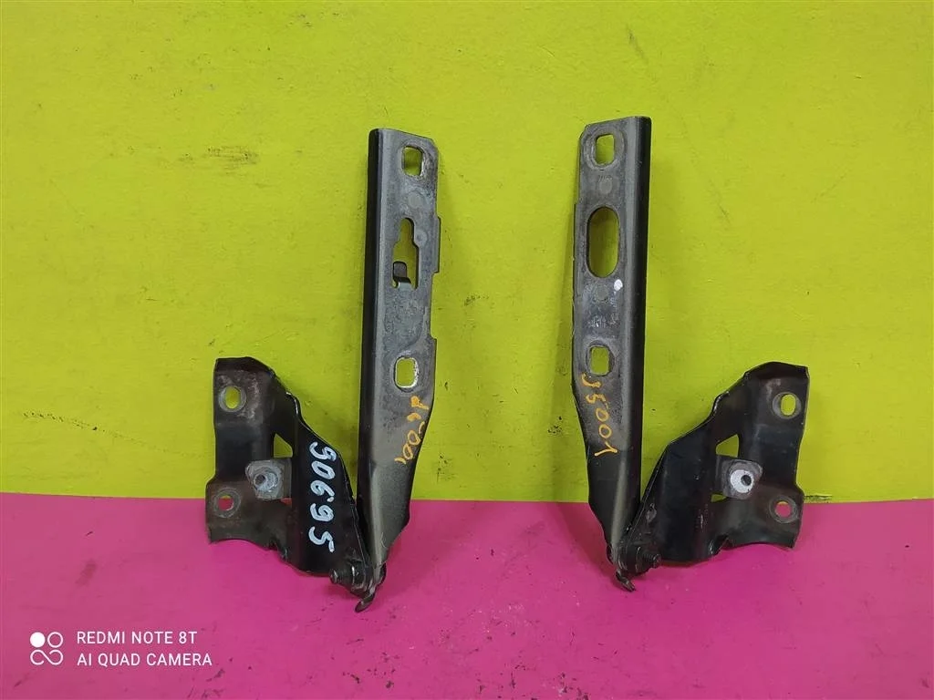 Петли капота 2шт Audi A4 B8 Allroad 8K0823301D