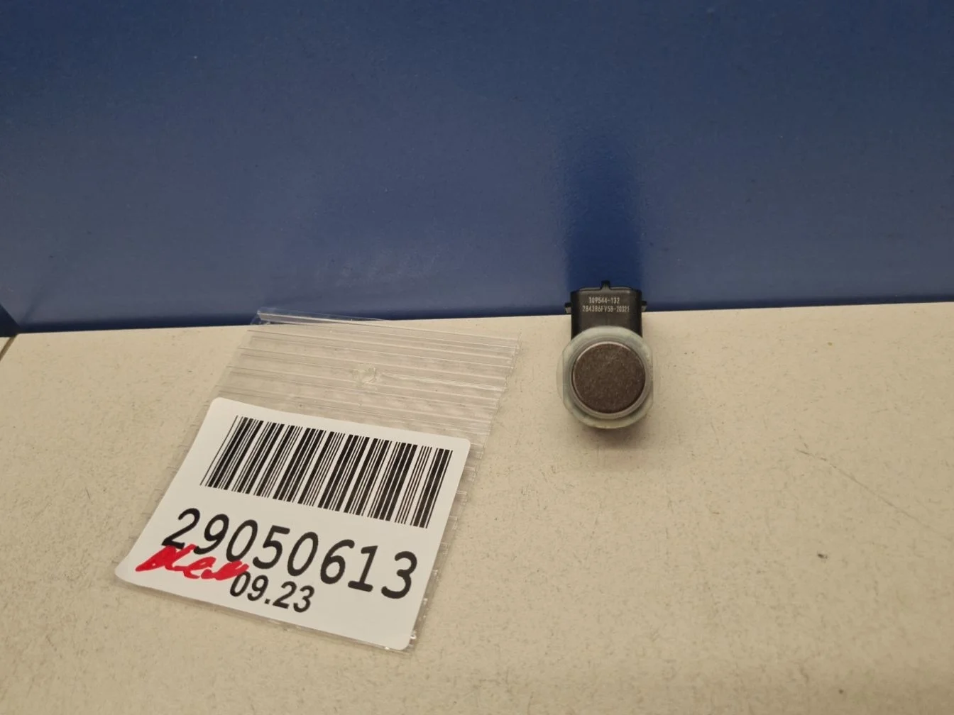 Датчик парковки для Nissan X-Trail T32 2014-