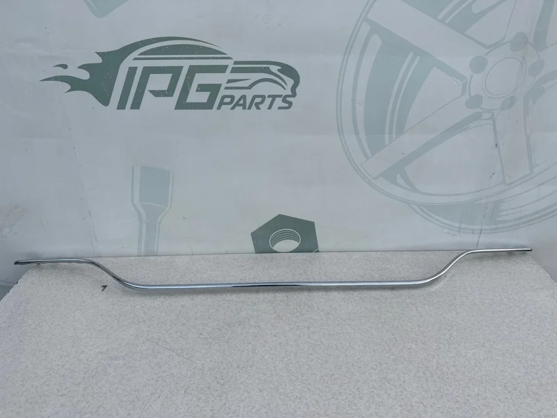 Молдинг заднего бампера центральный Mercedes-benz W205