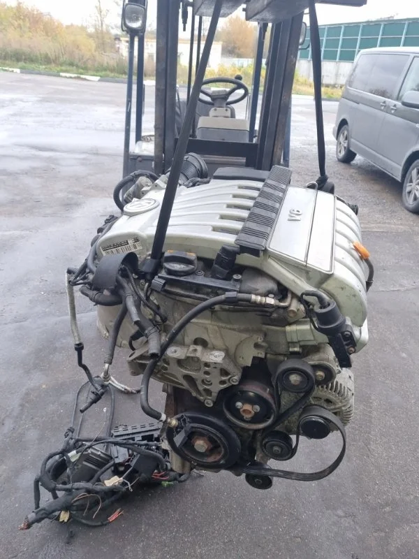 Двигатель axz Volkswagen Passat 2006 3C2