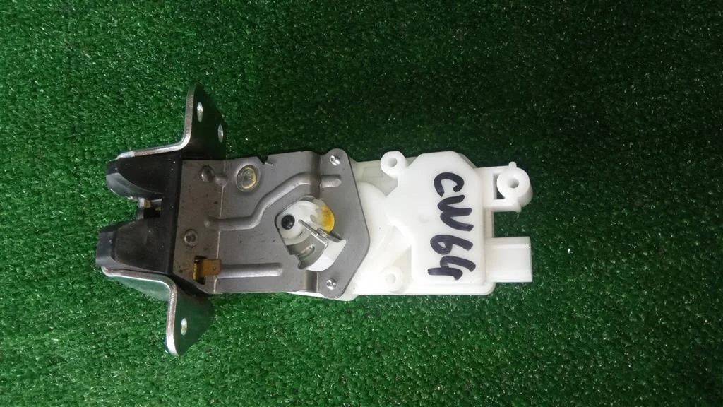 Б.у. замок багажника MITSUBISHI OUTLANDER XL CW6W MITSUBISHI OUTLANDER XL CW6W