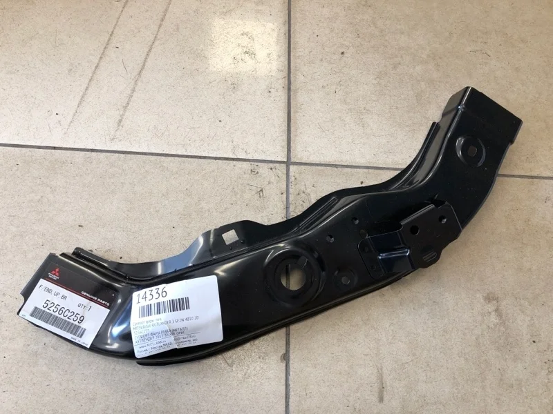 СУППОРТ ФАРЫ MITSUBISHI OUTLANDER 3 2012- 5256C259 GF2W 4B10, левый