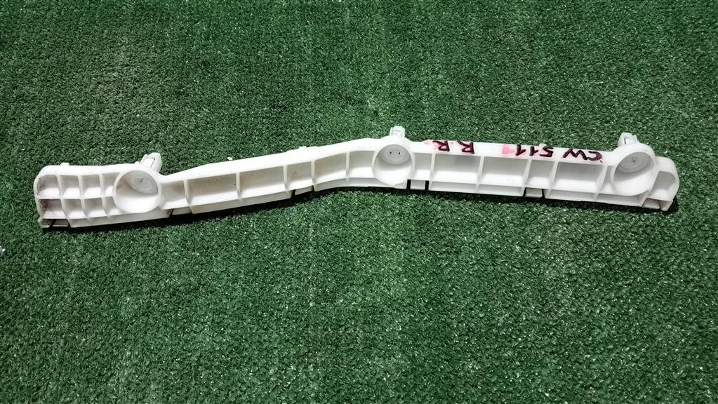 Б.у. крепление бампера зад MITSUBISHI OUTLANDER XL CW5W MITSUBISHI OUTLANDER XL CW5W