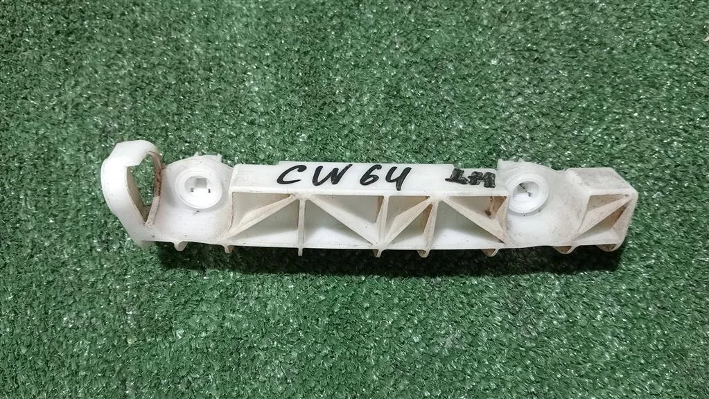 Б.у. крепление бампера зад MITSUBISHI OUTLANDER XL CW6W MITSUBISHI OUTLANDER XL CW6W