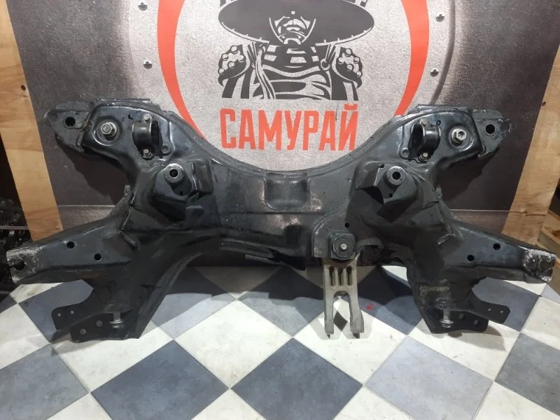 Подрамник Haval H2