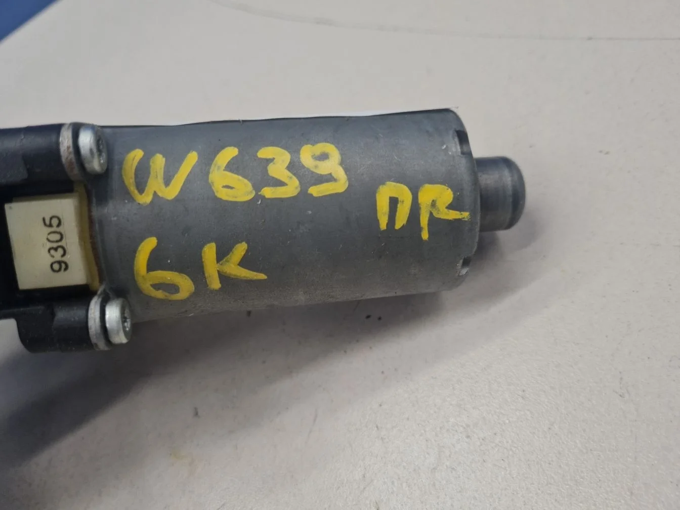 Моторчик стеклоподъёмника передний правый для Mercedes Vito Viano W639 2003-2014