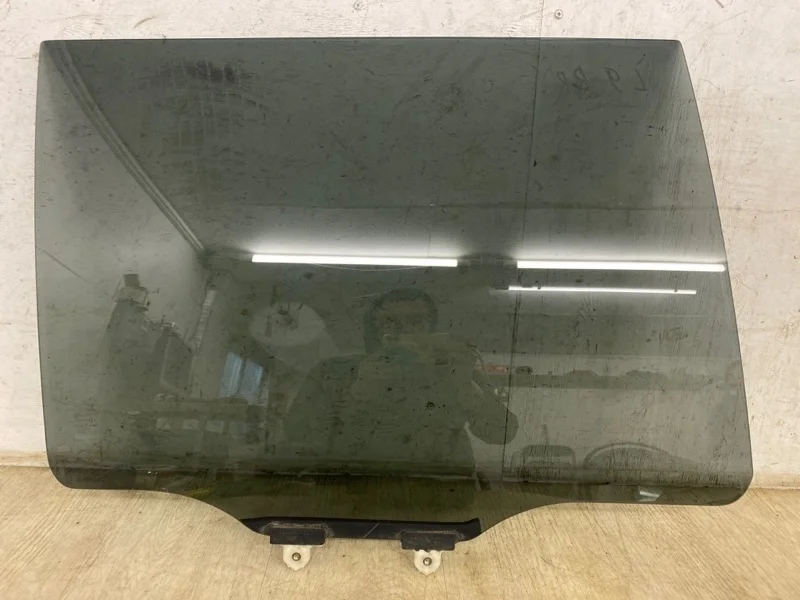 Стекло двери задней MITSUBISHI LANCER 9 2000 2001 2002 2003 2004 2005 2006 2007 2008 2009 2010 2011 MR557036 CS1A 4G13, заднее правое
