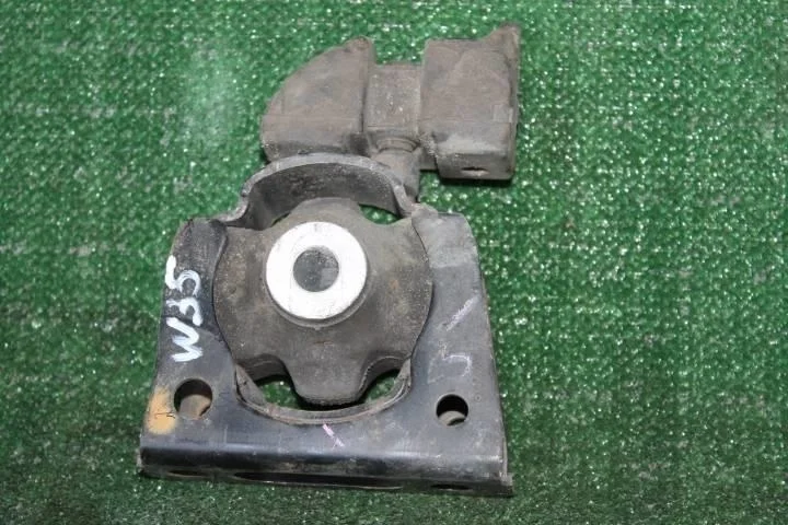 Б.у. опора двигателя TOYOTA PRIUS ZVW30 TOYOTA PRIUS ZVW30