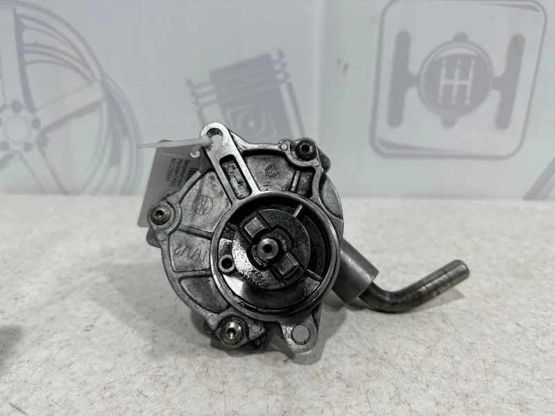 Вакуумный насос Mercedes-benz W203