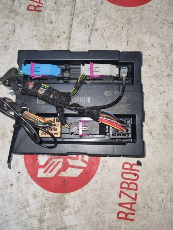 Блок управления Audi A4 Allroad 2010 8KH