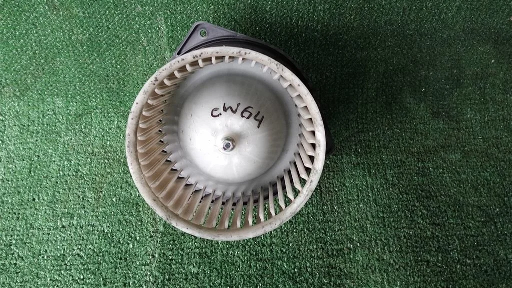 Б.у. мотор печки MITSUBISHI OUTLANDER XL CW6W MITSUBISHI OUTLANDER XL CW6W