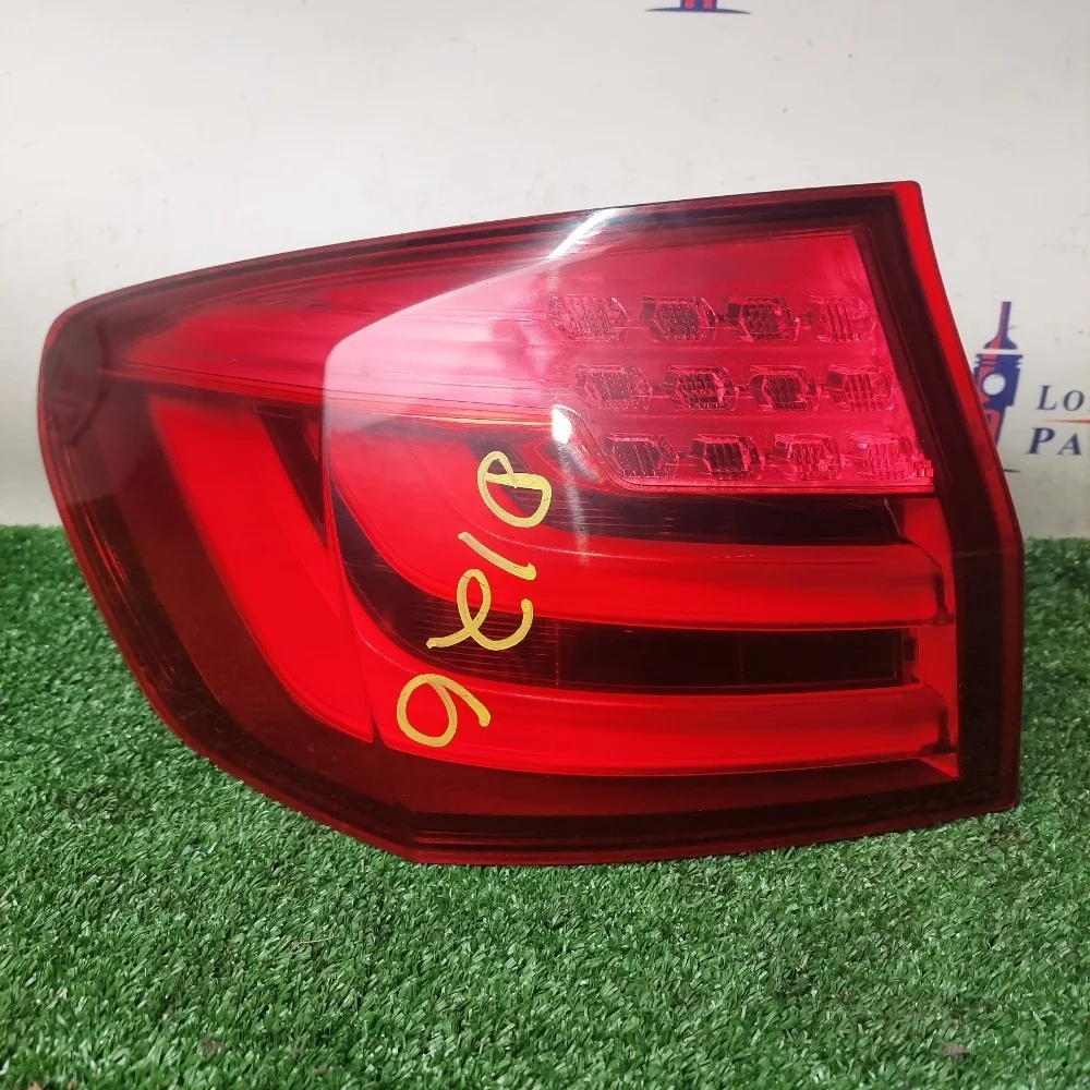 Фонарь BMW F11