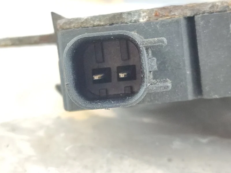 Замок капота Ford Focus 2 2009 CB4