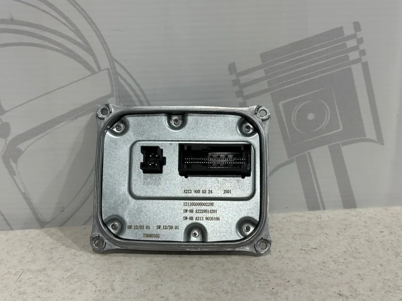 Блок управления фарой Mercedes-benz W212