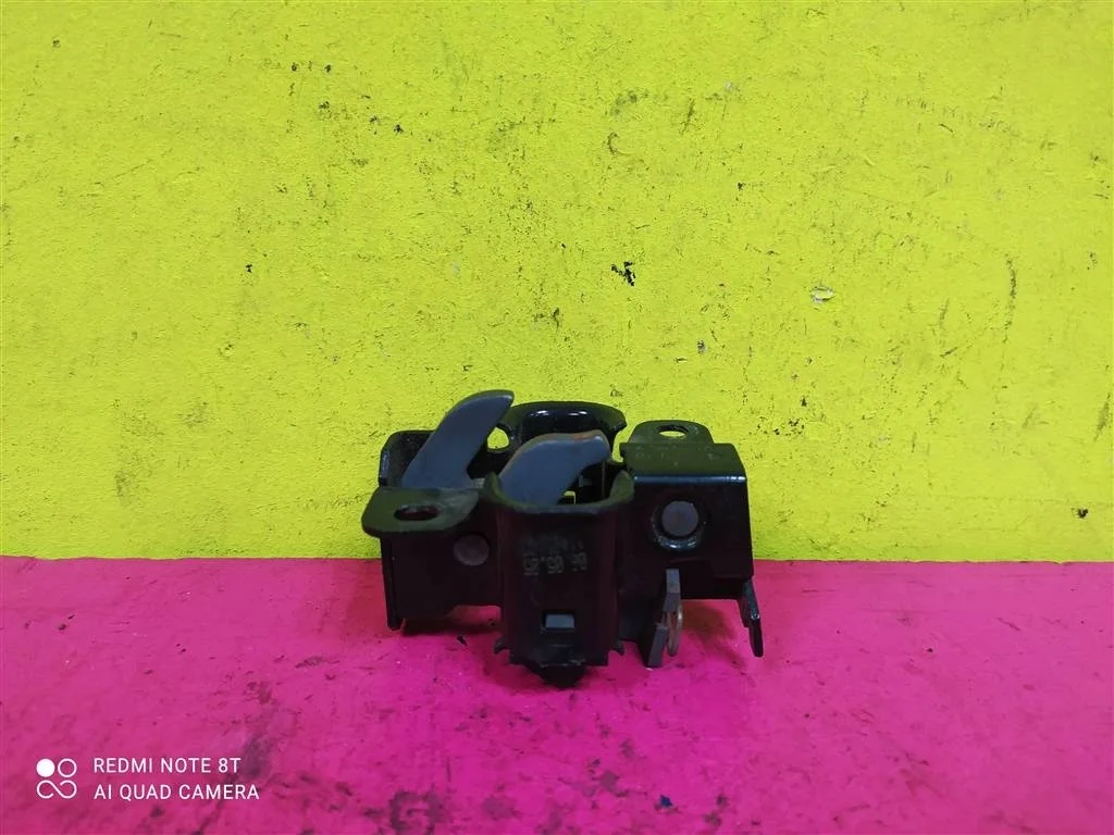 Замок капота W164 X164 W203 W211 W219 A2198800060