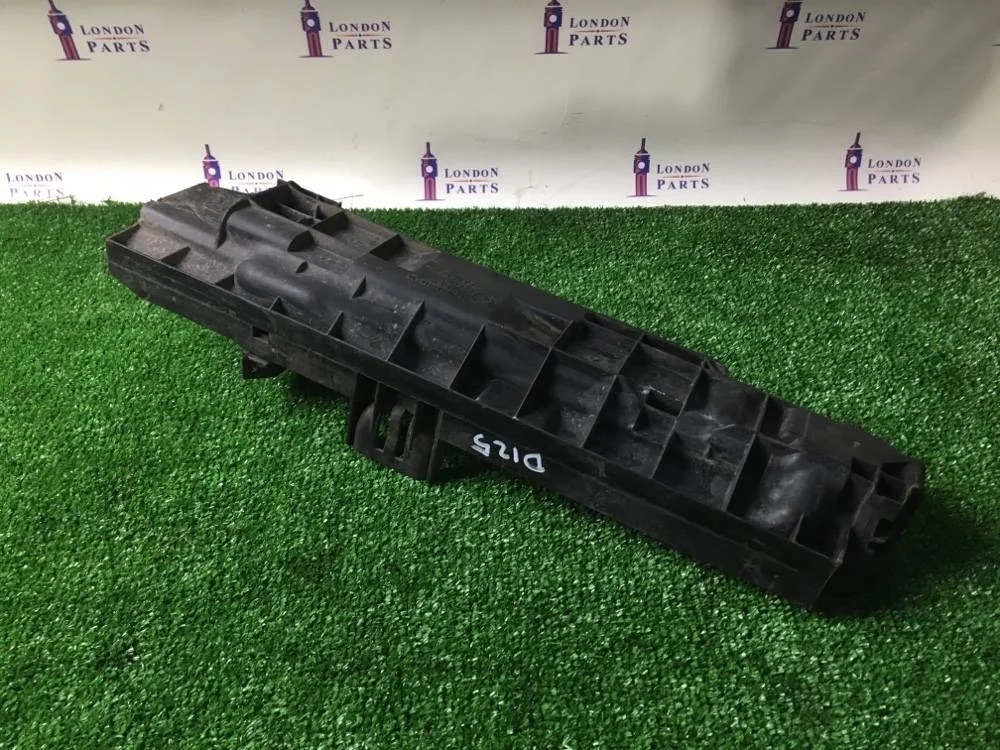 Кронштейн радиатора BMW 330d E92