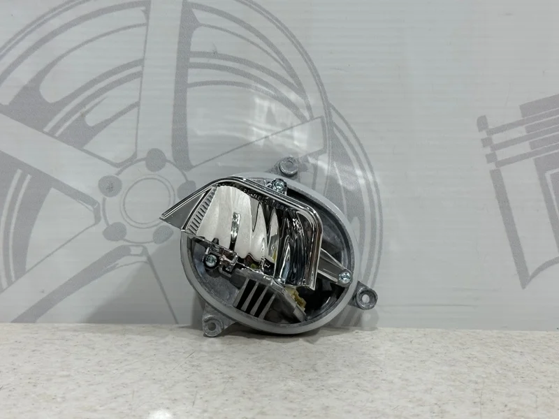 Светодиодный модуль освещения поворота правый BMW X5 F15